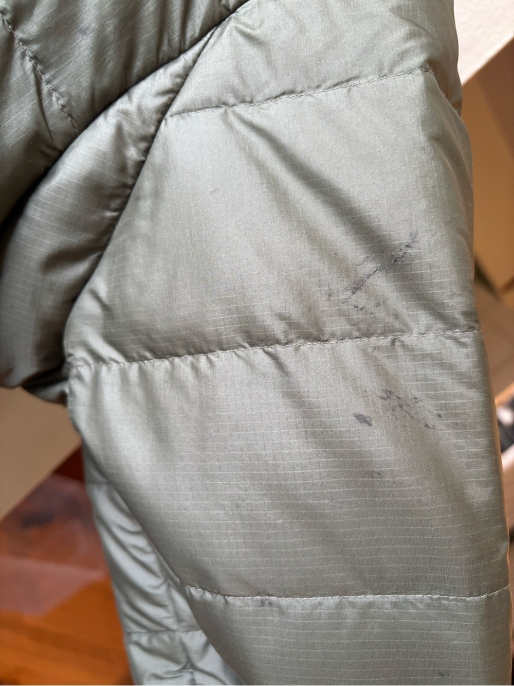 Patagonia Down Sweater Hoody - Picture 5 of 5